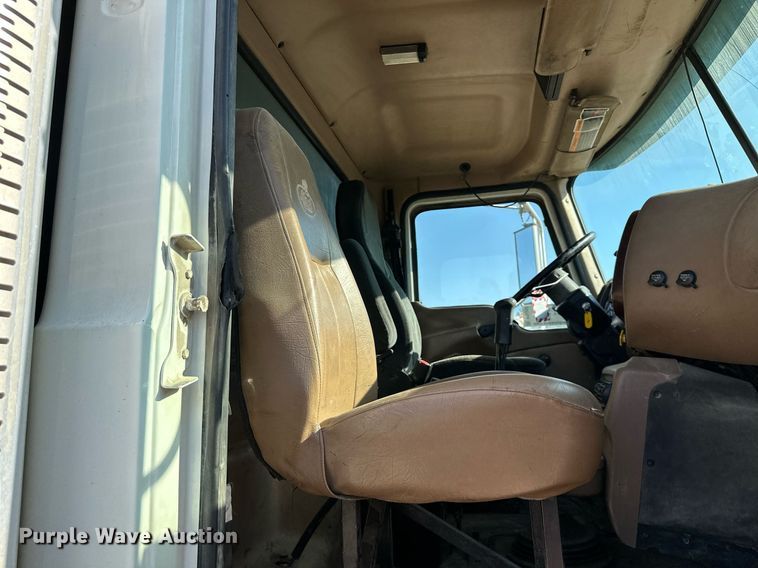 image for item DS2353 2005 Mack Granite  dump truck