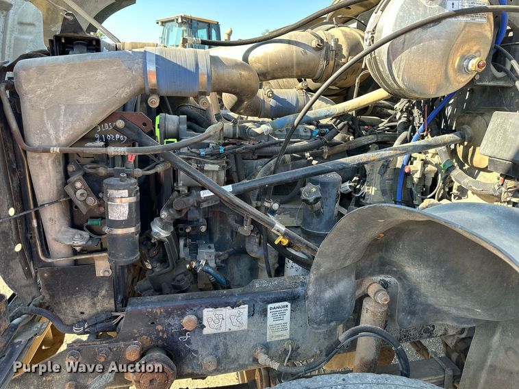 image for item DS2353 2005 Mack Granite  dump truck