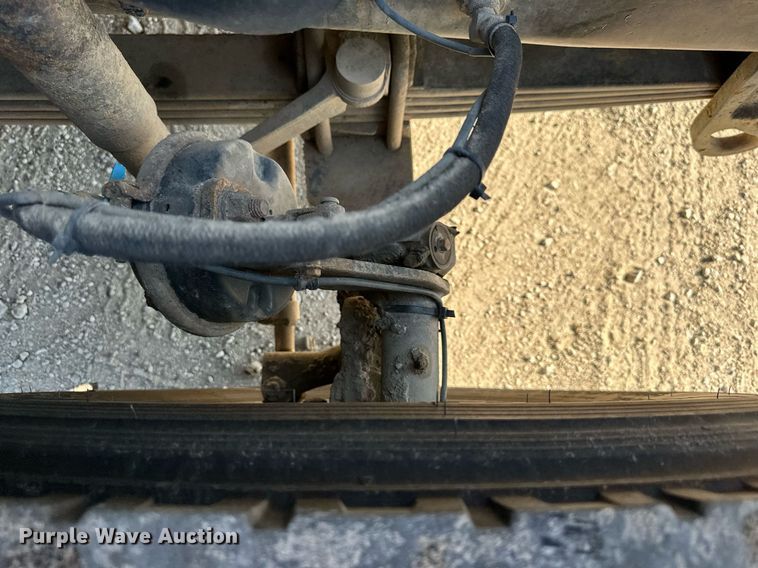 image for item DS2353 2005 Mack Granite  dump truck