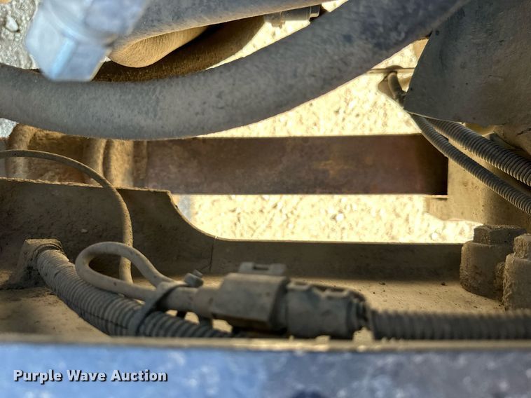 image for item DS2353 2005 Mack Granite  dump truck