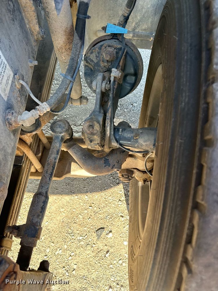 image for item DS2353 2005 Mack Granite  dump truck