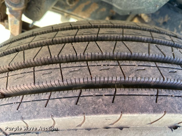 image for item DS2354 1998 Mack CH613  semi truck