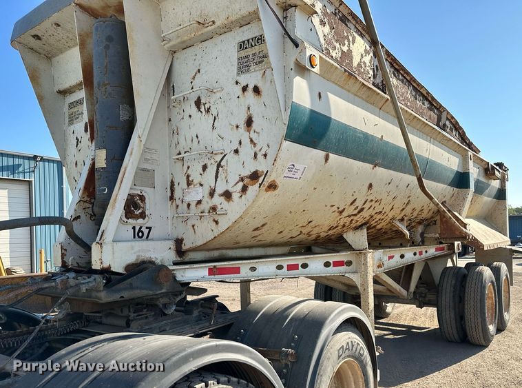 image for item DS2355 1997 Load King RHQ2420  end dump trailer