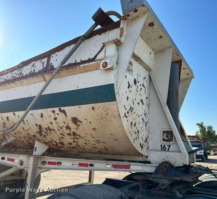 image for item DS2355 1997 Load King RHQ2420  end dump trailer