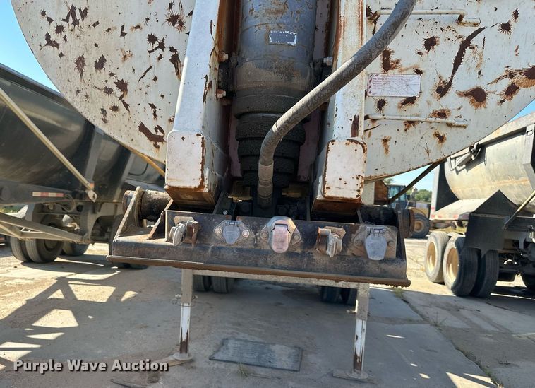 image for item DS2355 1997 Load King RHQ2420  end dump trailer