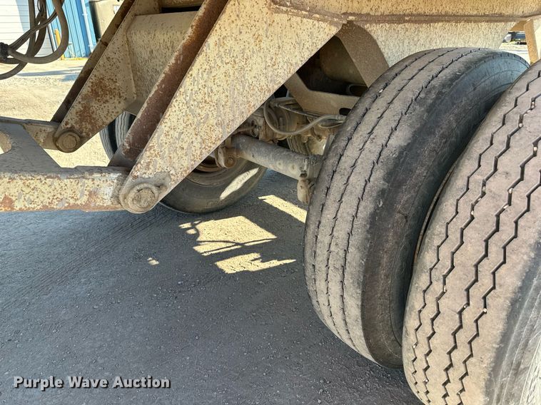 image for item DS2355 1997 Load King RHQ2420  end dump trailer