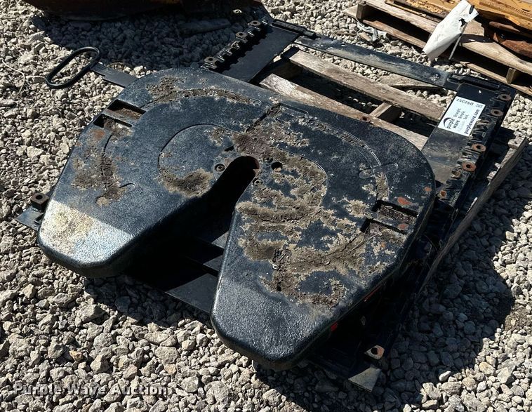 image for item DS2357 Fontain  sliding fifth wheel plate