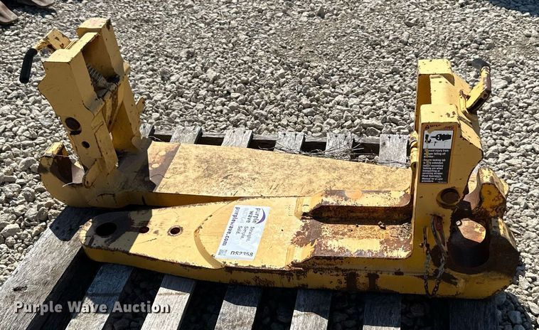 image for item DS2358 (2) scraper hitches