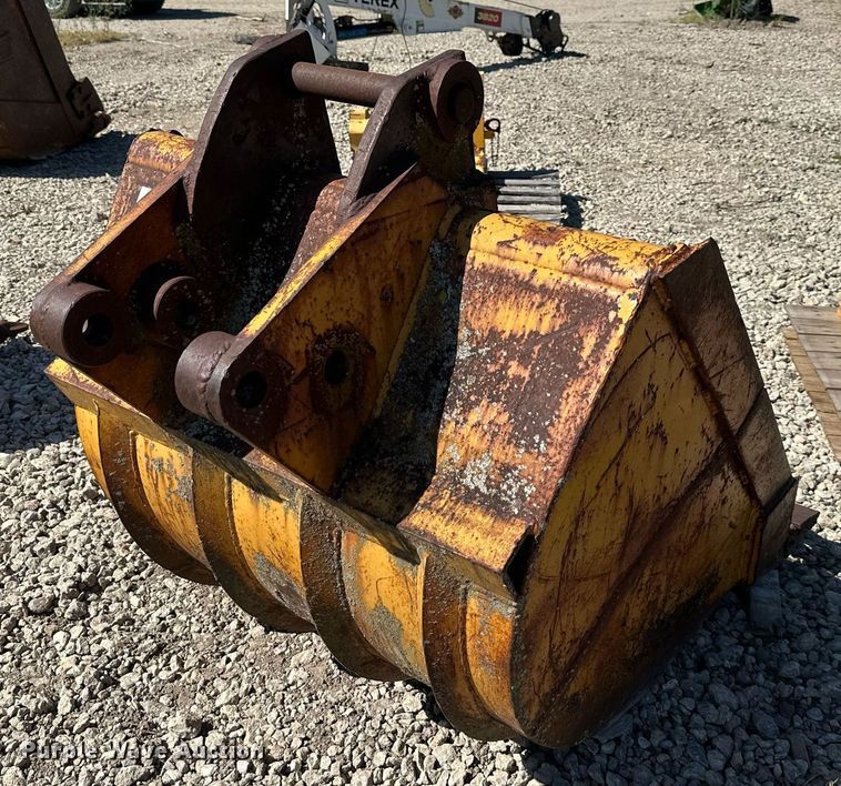 image for item DS2359 Excavator bucket