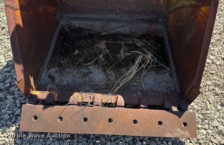 image for item DS2359 Excavator bucket