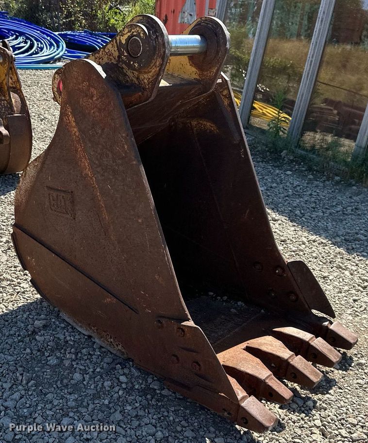 image for item DS2362 Caterpiller  36" excavator bucket