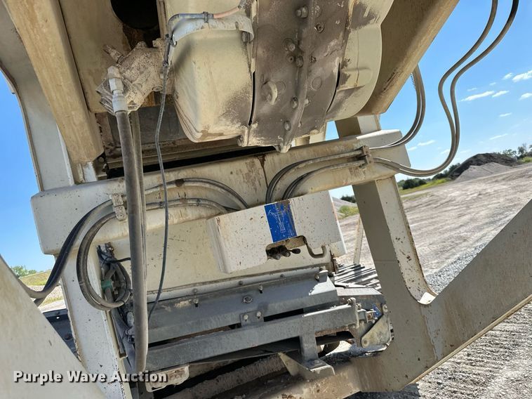 image for item DS2366 2005 Metso LokoTrack LT1213S  crusher