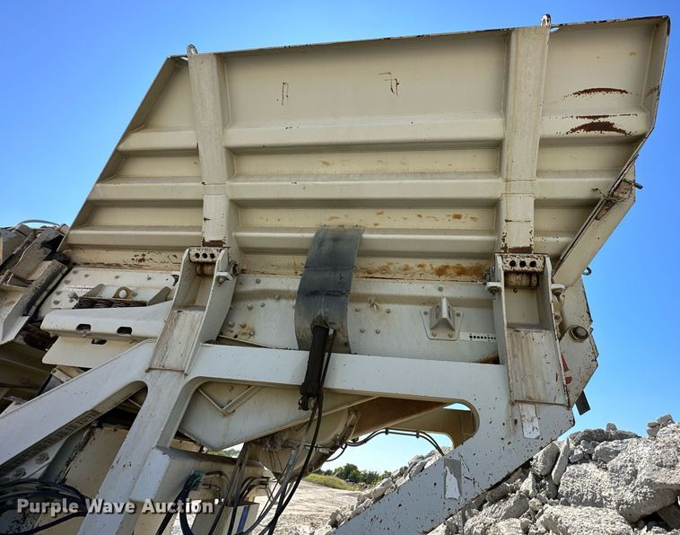 image for item DS2366 2005 Metso LokoTrack LT1213S  crusher