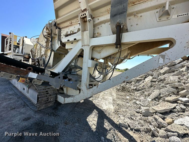 image for item DS2366 2005 Metso LokoTrack LT1213S  crusher