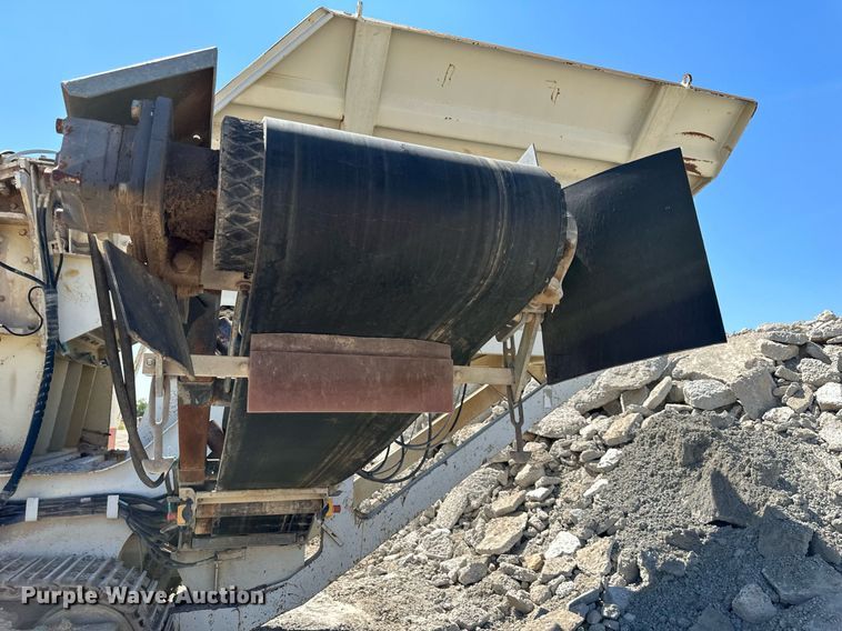 image for item DS2366 2005 Metso LokoTrack LT1213S  crusher