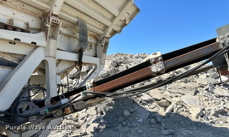 image for item DS2366 2005 Metso LokoTrack LT1213S  crusher