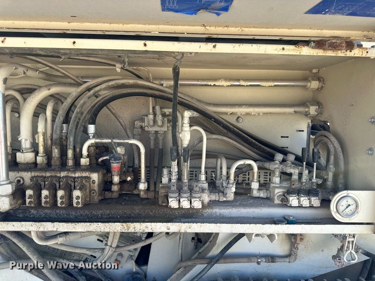 image for item DS2366 2005 Metso LokoTrack LT1213S  crusher