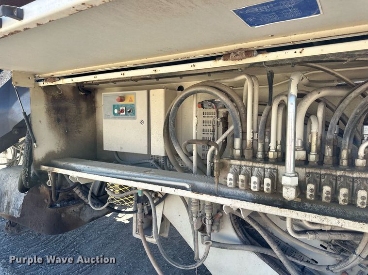 image for item DS2366 2005 Metso LokoTrack LT1213S  crusher