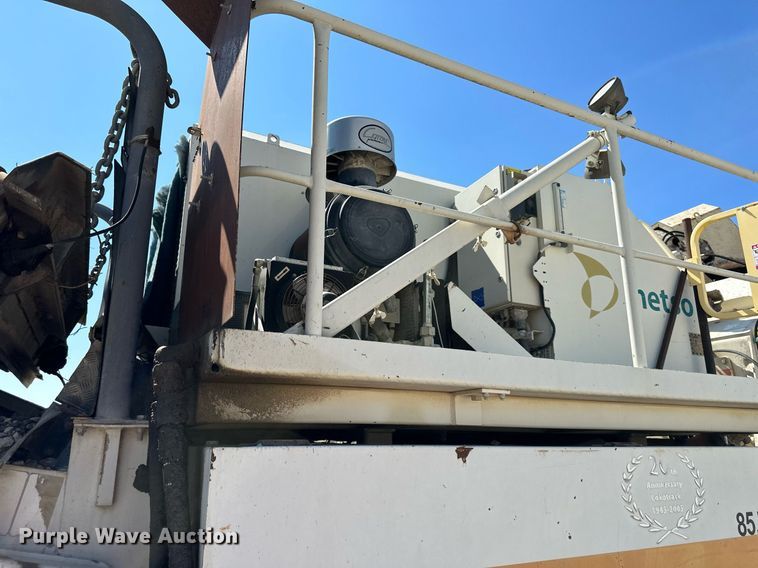 image for item DS2366 2005 Metso LokoTrack LT1213S  crusher