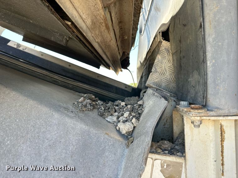 image for item DS2366 2005 Metso LokoTrack LT1213S  crusher