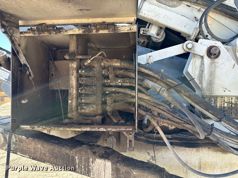 image for item DS2366 2005 Metso LokoTrack LT1213S  crusher