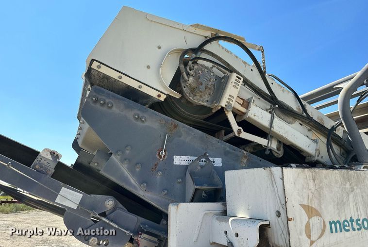 image for item DS2366 2005 Metso LokoTrack LT1213S  crusher