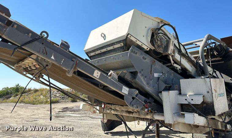 image for item DS2366 2005 Metso LokoTrack LT1213S  crusher