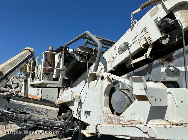 image for item DS2366 2005 Metso LokoTrack LT1213S  crusher