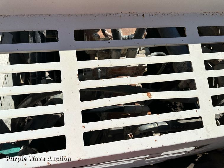 image for item DS2366 2005 Metso LokoTrack LT1213S  crusher