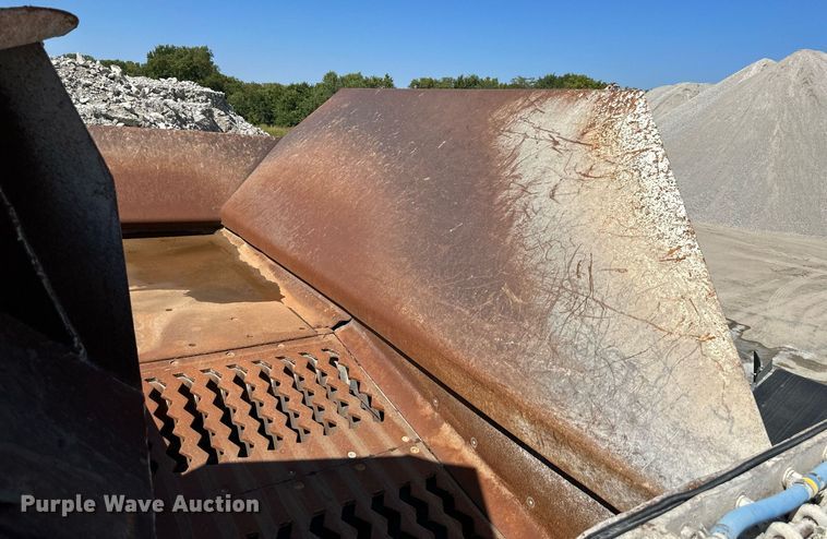 image for item DS2366 2005 Metso LokoTrack LT1213S  crusher