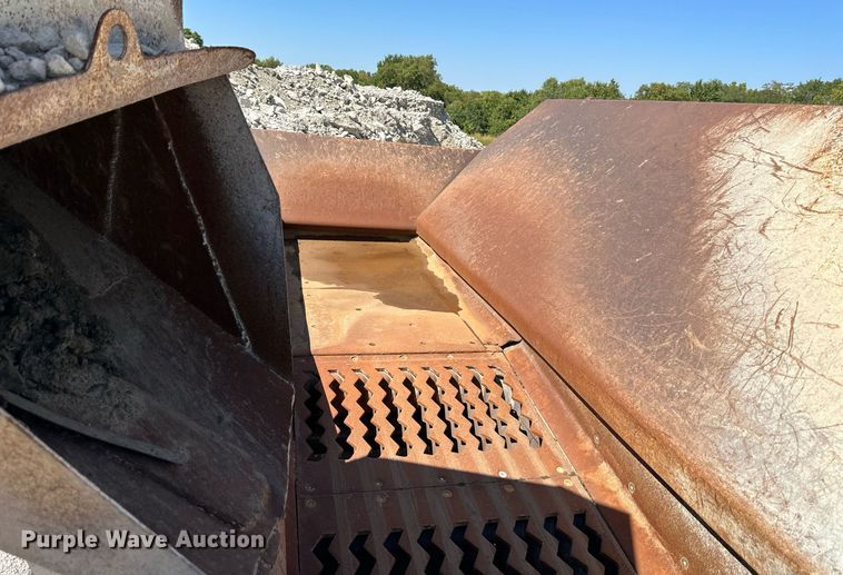 image for item DS2366 2005 Metso LokoTrack LT1213S  crusher