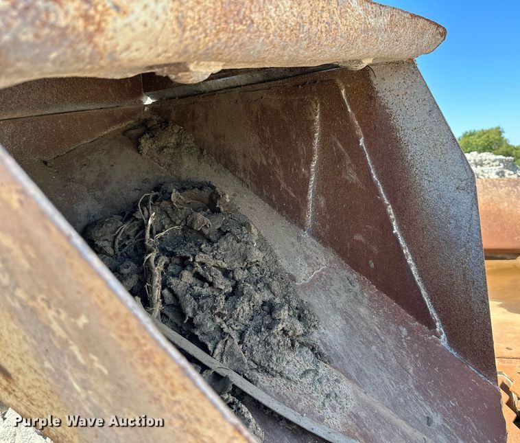 image for item DS2366 2005 Metso LokoTrack LT1213S  crusher