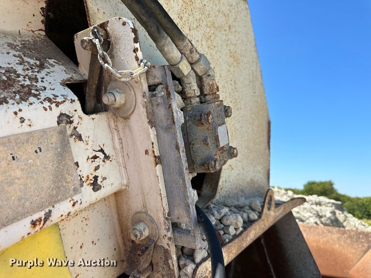 image for item DS2366 2005 Metso LokoTrack LT1213S  crusher