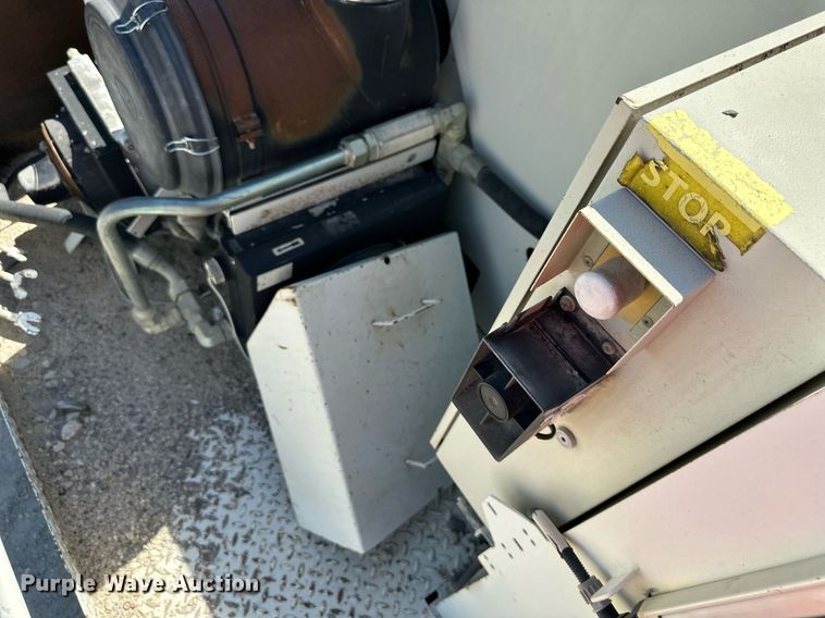 image for item DS2366 2005 Metso LokoTrack LT1213S  crusher