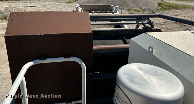 image for item DS2366 2005 Metso LokoTrack LT1213S  crusher