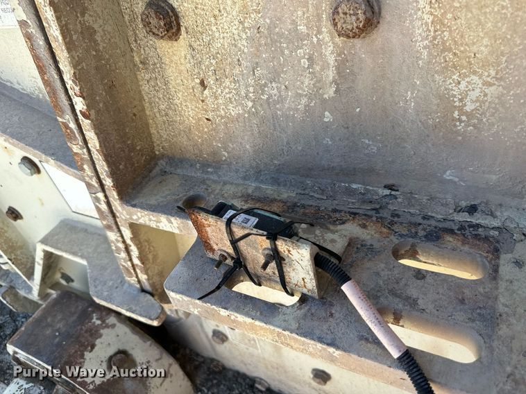 image for item DS2366 2005 Metso LokoTrack LT1213S  crusher