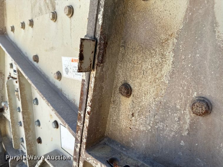 image for item DS2366 2005 Metso LokoTrack LT1213S  crusher