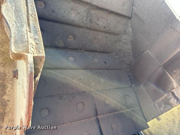 image for item DS2366 2005 Metso LokoTrack LT1213S  crusher