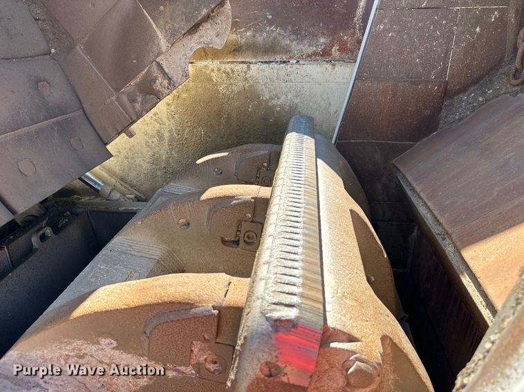 image for item DS2366 2005 Metso LokoTrack LT1213S  crusher