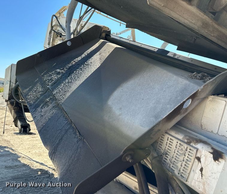 image for item DS2366 2005 Metso LokoTrack LT1213S  crusher