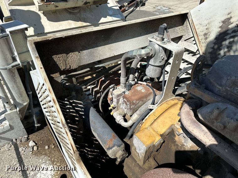 image for item DS2366 2005 Metso LokoTrack LT1213S  crusher