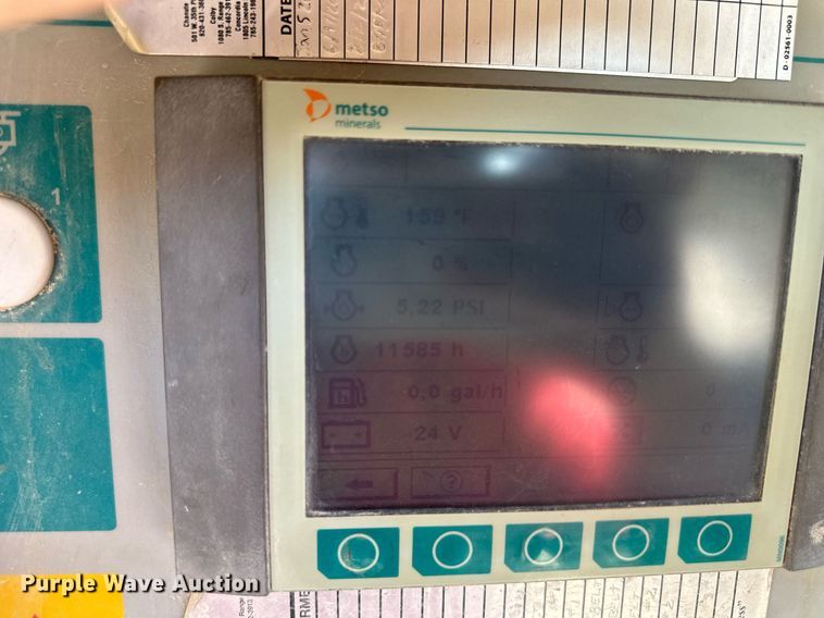 image for item DS2366 2005 Metso LokoTrack LT1213S  crusher