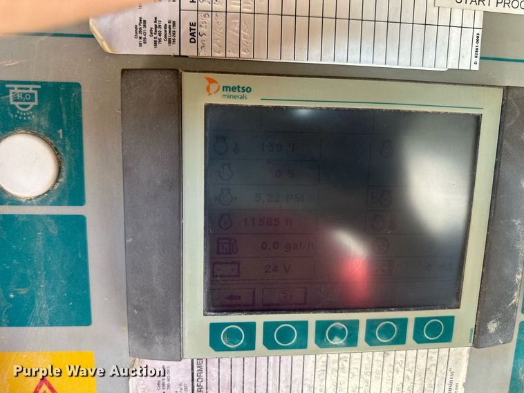 image for item DS2366 2005 Metso LokoTrack LT1213S  crusher