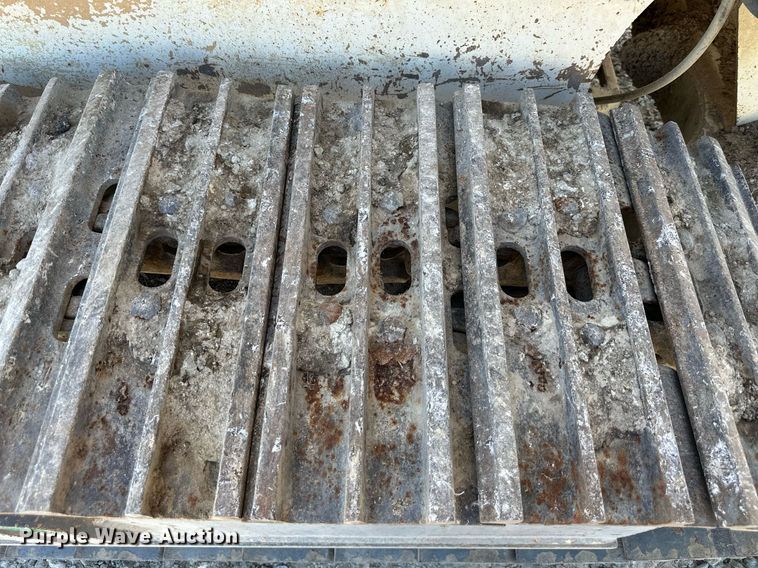 image for item DS2366 2005 Metso LokoTrack LT1213S  crusher