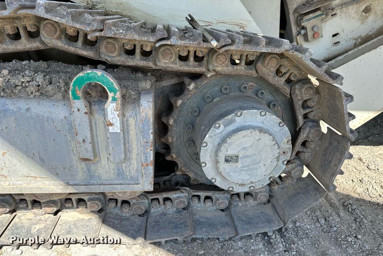 image for item DS2366 2005 Metso LokoTrack LT1213S  crusher