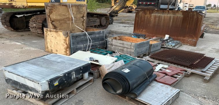 image for item DS2367 Metso LT1213 crusher parts