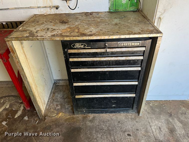 image for item DS2431 2013 Cargo Craft  spray foam trailer