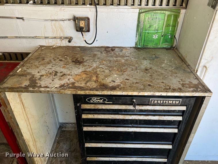 image for item DS2431 2013 Cargo Craft  spray foam trailer