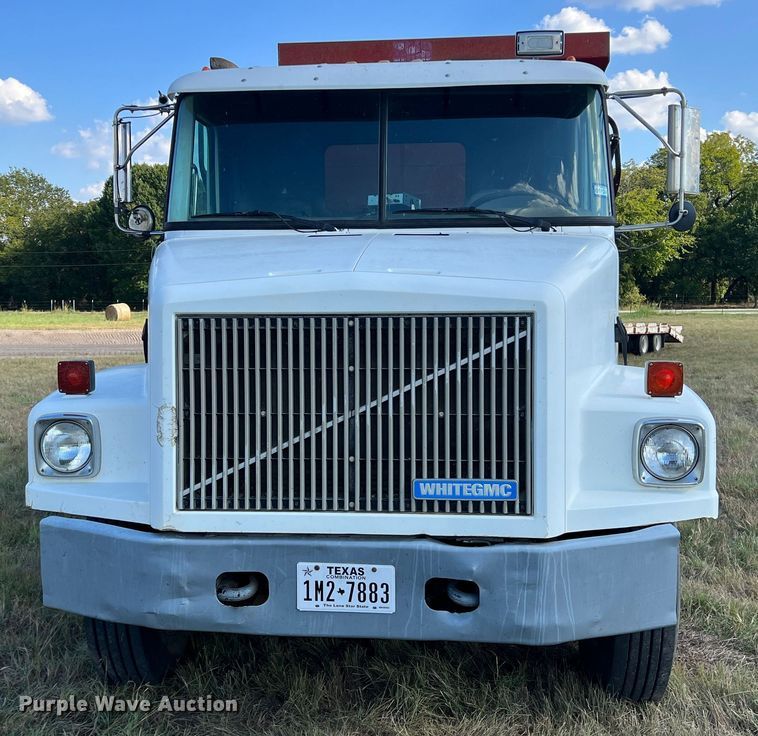image for item DS2434 1994 White GMC WG  dump truck