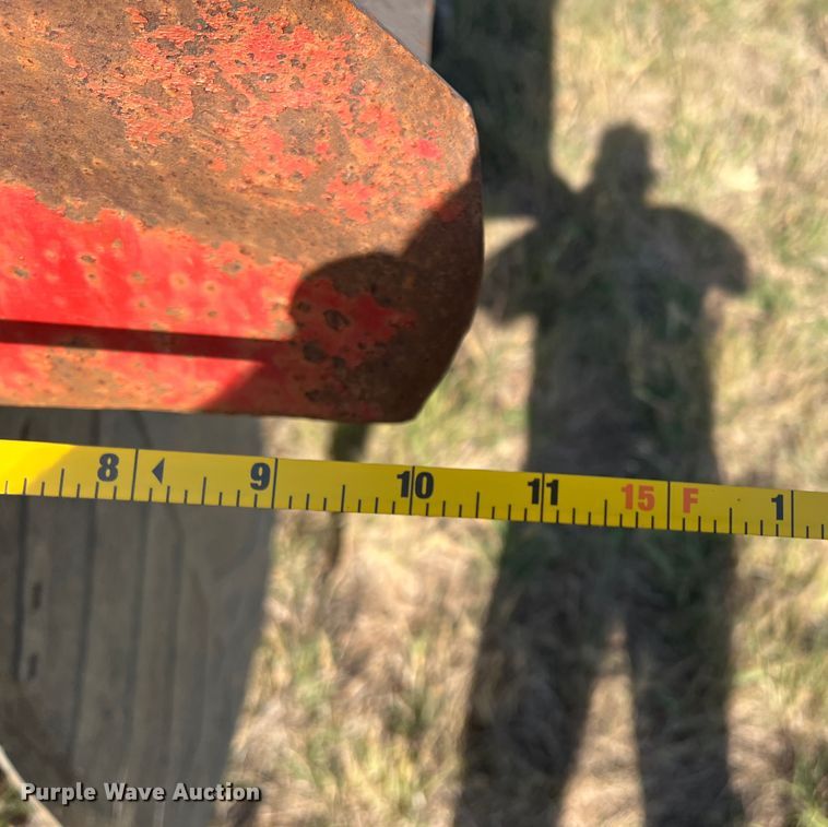 image for item DS2434 1994 White GMC WG  dump truck